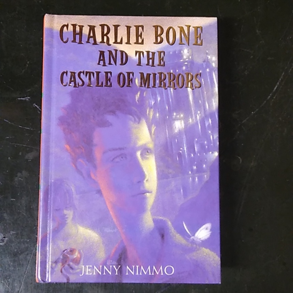 Charlie Bone Castle Mirrors Book 4 Junior Fantasy Fiction Chapter Book